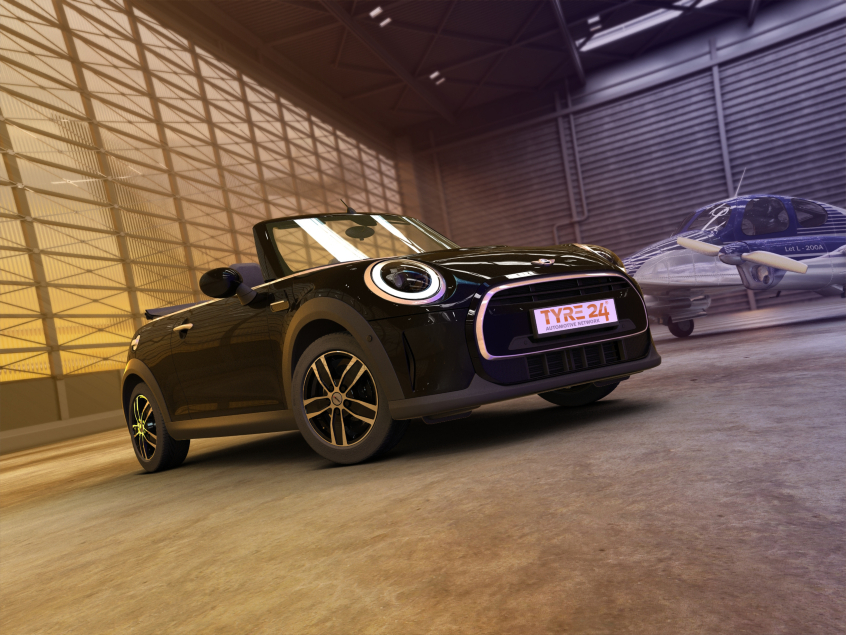 QUANTRO (Q)|Schwarz Poliert 16