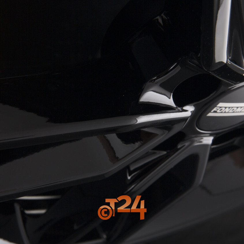 KOROS|Glossy Black  17