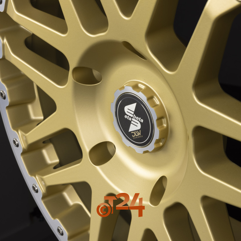 COMBAT CV|Gold Matt Lip + Cap Polish 17