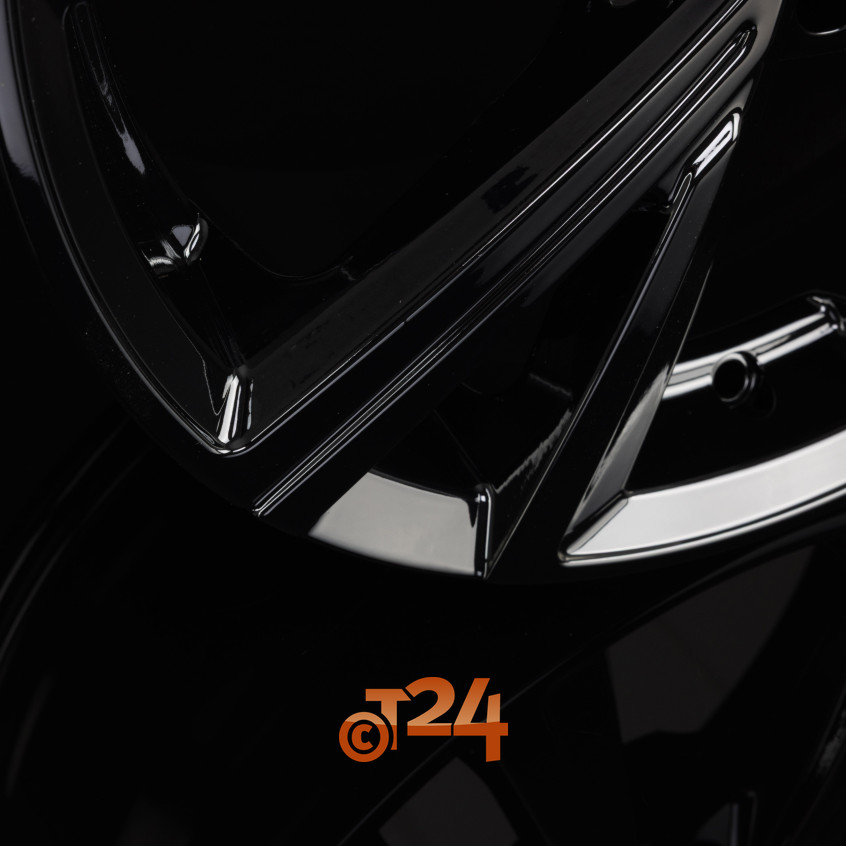 QVARZ|Gloss Black 18