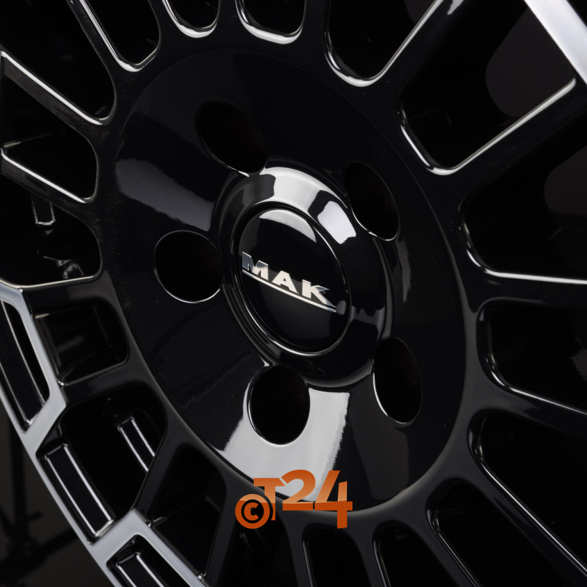 NOMAD|Black Mirror Face 17