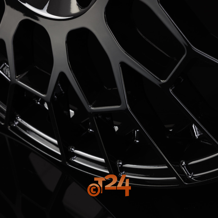 APX|Gloss Black 18