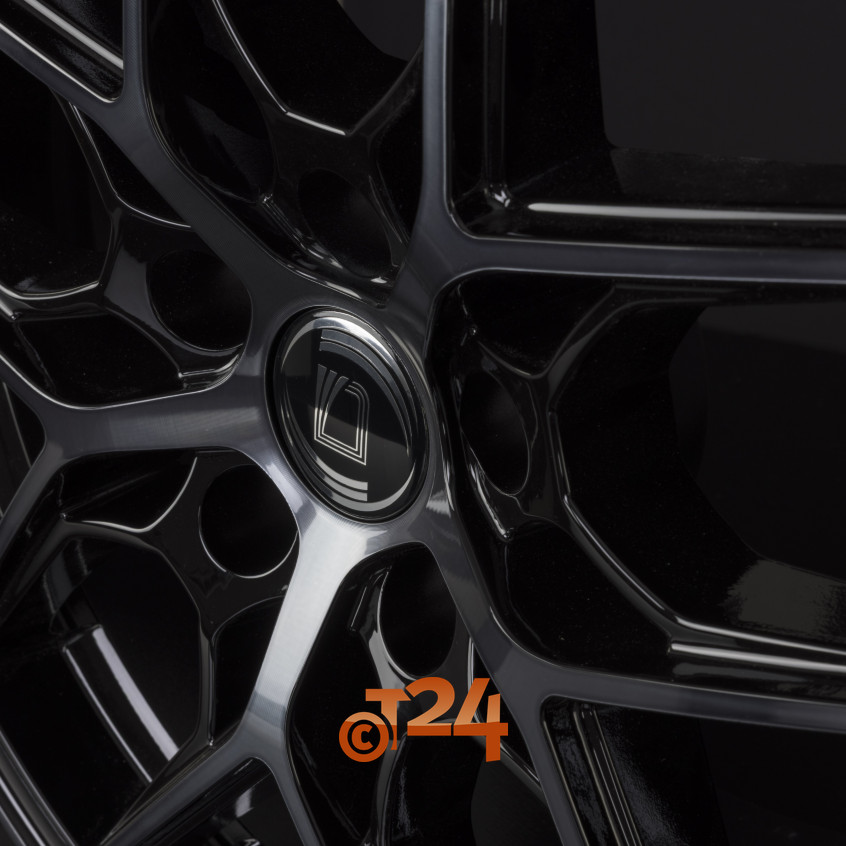 MM1004|Gloss Black Dark Polished 17