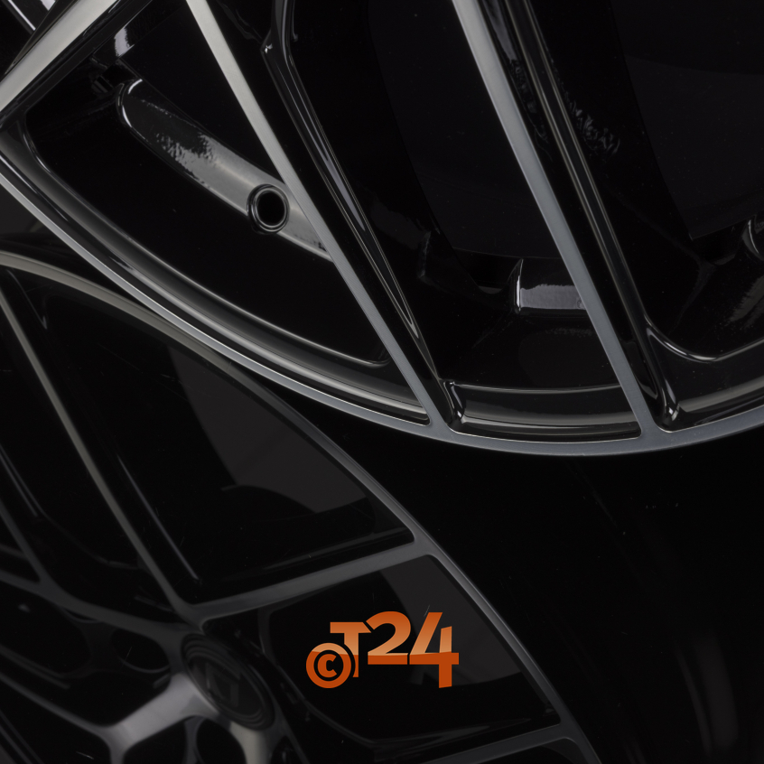 MM1004|Gloss Black Polished 18