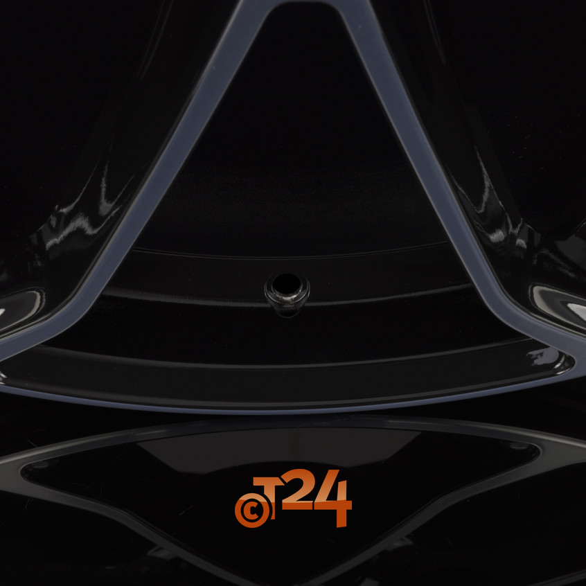 CAESAR|Nero Diamante - Black Polished 22