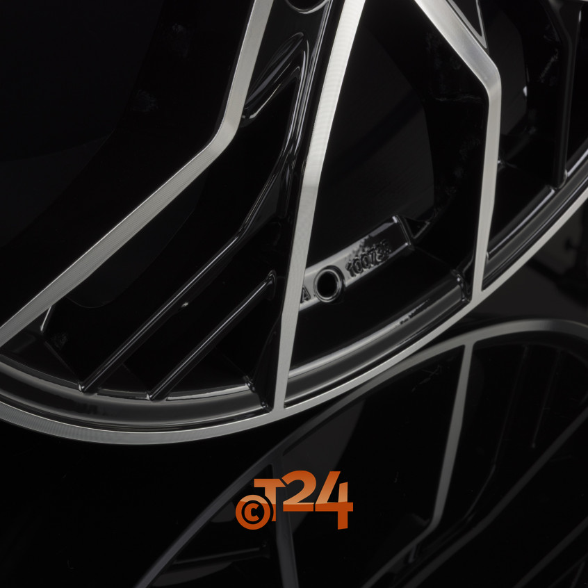 V7|Glossy Black Machined 19
