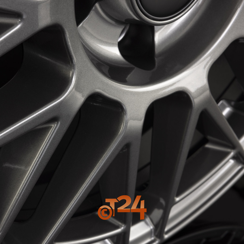 WI42G|Glossy Titanium 18