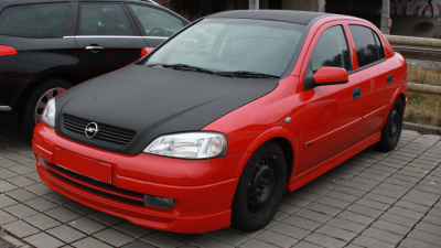 Fahrzeug mit 4-Loch Anbindung