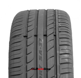 GOODRIDE SA37 215/45ZR18 93 Y XL